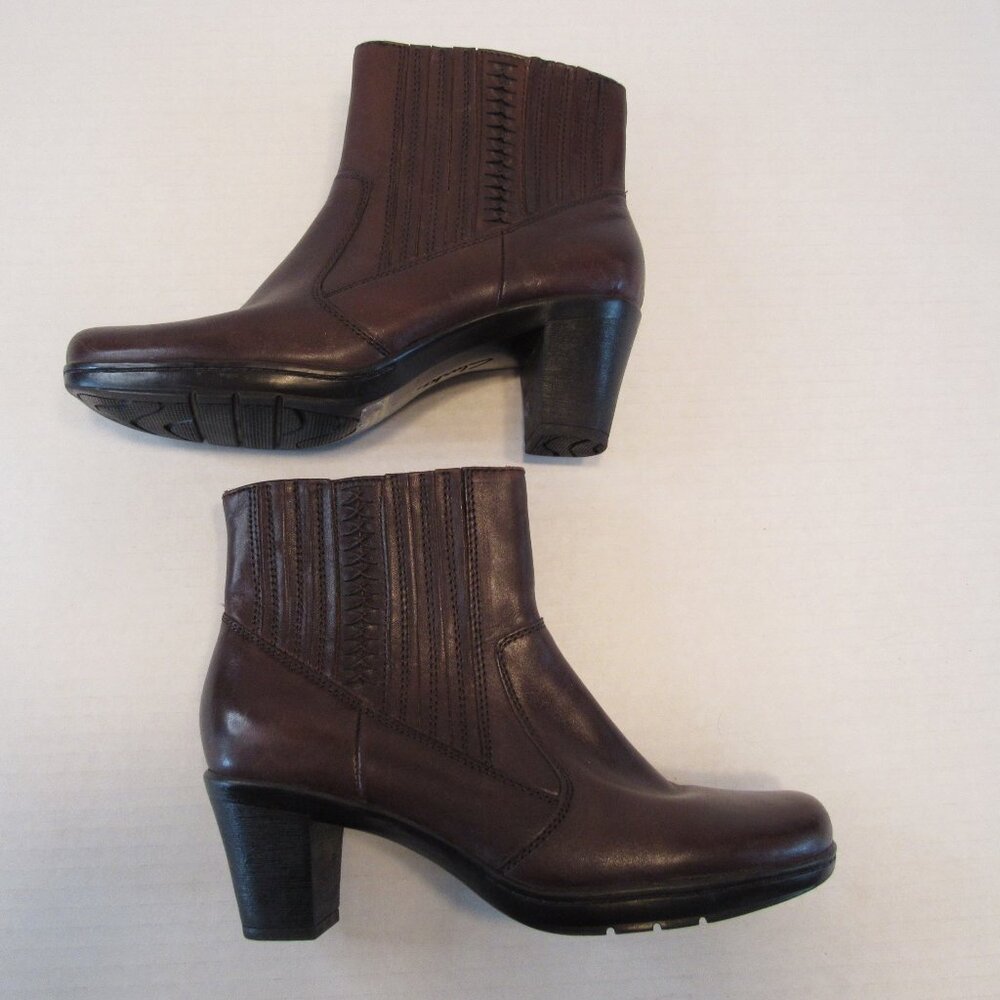 Clarks Bendables Dark Brown Side Zip Heeled Ankle Boots Size 8M - Picture 4 of 11
